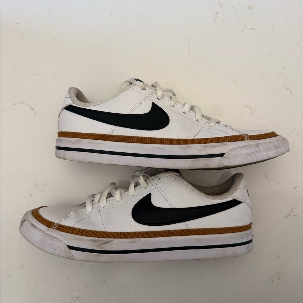 Nike White and Black Kids Sneakers
